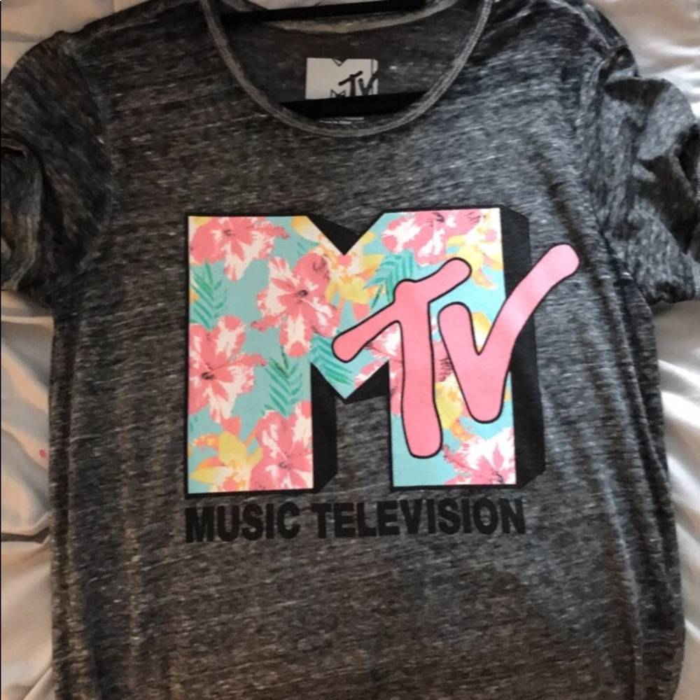 MTV shirt